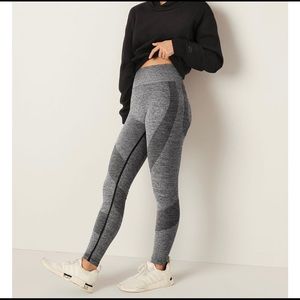 PINK Seamless workout leggings